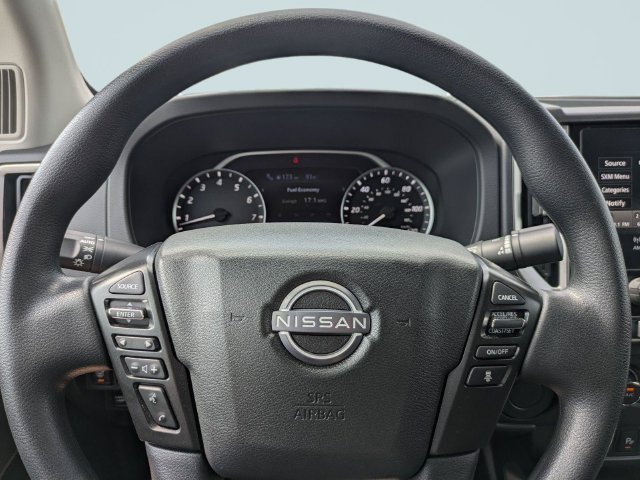 Used 2025 Nissan Frontier SV RWD image 26