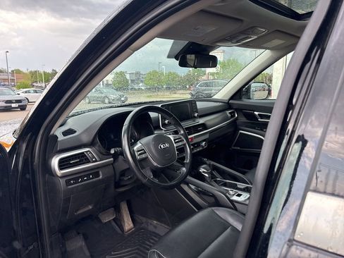 Used 2020 Kia Telluride S AWD/4WD image 10