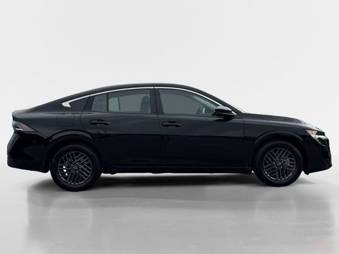 New 2026 Nissan Sentra SV w/ SV Convenience Package FWD image 7