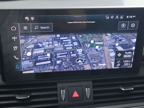 Used 2025 Audi Q5 e Premium Plus w/ Premium Plus Package image 16