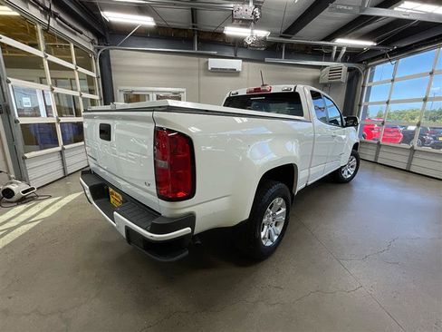 Used 2022 Chevrolet Colorado LT w/ Fleet Safety Package RWD image 5