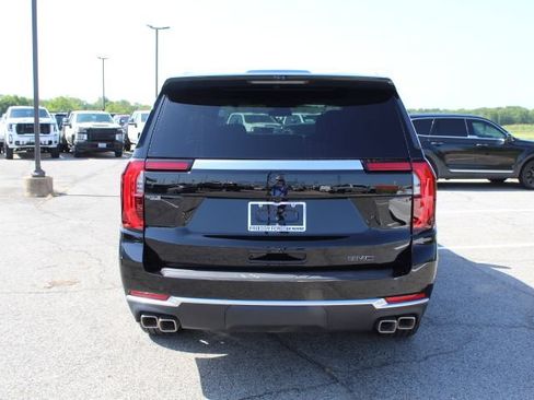 New 2026 GMC Yukon Denali AWD/4WD image 4