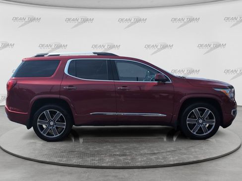 Used 2019 GMC Acadia Denali w/ Technology Package AWD/4WD image 8