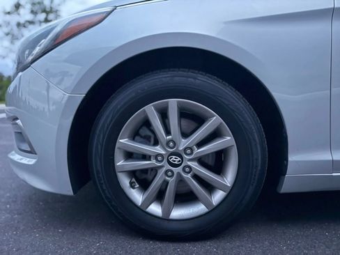 Used 2015 Hyundai Sonata SE FWD image 9