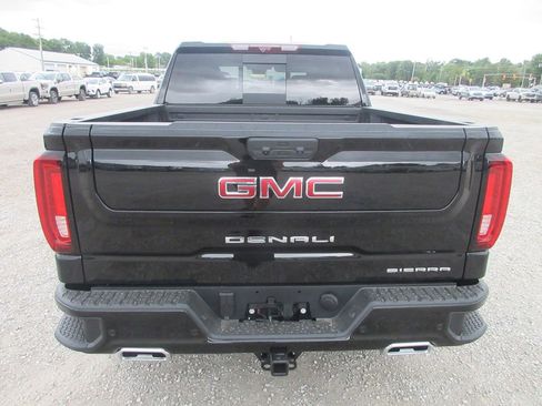New 2026 GMC Sierra 1500 Denali w/ Denali Reserve Package AWD/4WD image 7