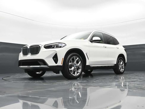 Certified 2024 BMW X3 sDrive30i w/ Convenience Package RWD image 25