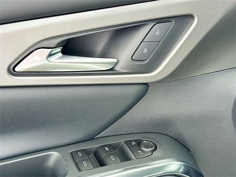 New 2026 Chevrolet Traverse LT w/ LPO, Floor Liner Package image 21