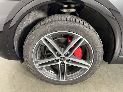 Certified 2025 Audi Q5 e Premium Plus w/ Premium Plus Package AWD/4WD image 25