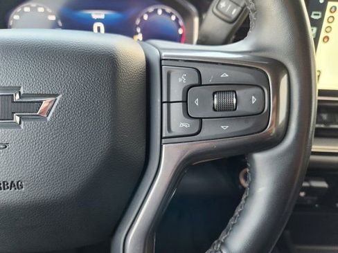 Used 2025 Chevrolet Silverado 2500 ZR2 w/ Technology Package image 41