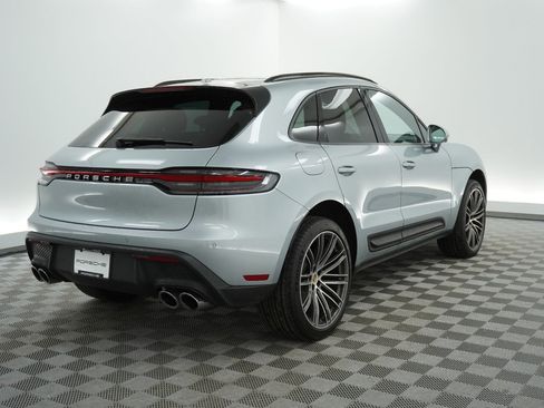 Certified 2026 Porsche Macan AWD/4WD image 10