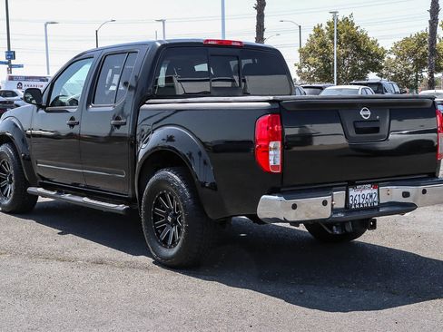 Used 2018 Nissan Frontier SV w/ Value Truck Package RWD image 9