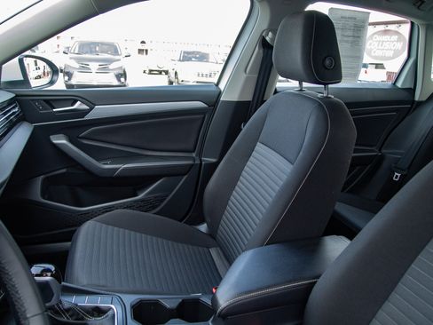 Used 2025 Volkswagen Jetta S FWD image 14