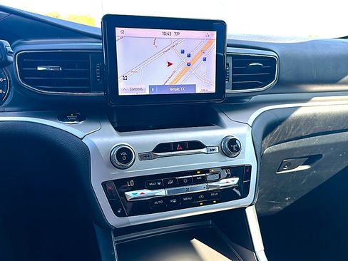 Used 2021 Ford Explorer XLT w/ Equipment Group 202A image 32