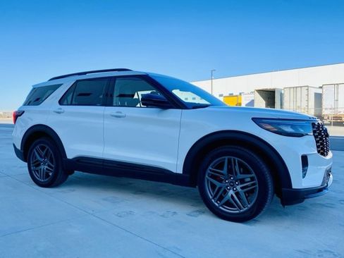 New 2026 Ford Explorer ST w/ Sun And Sound Package image 3