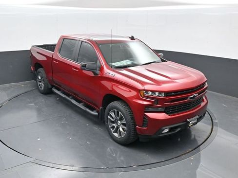 Used 2022 Chevrolet Silverado 1500 RST AWD/4WD image 1