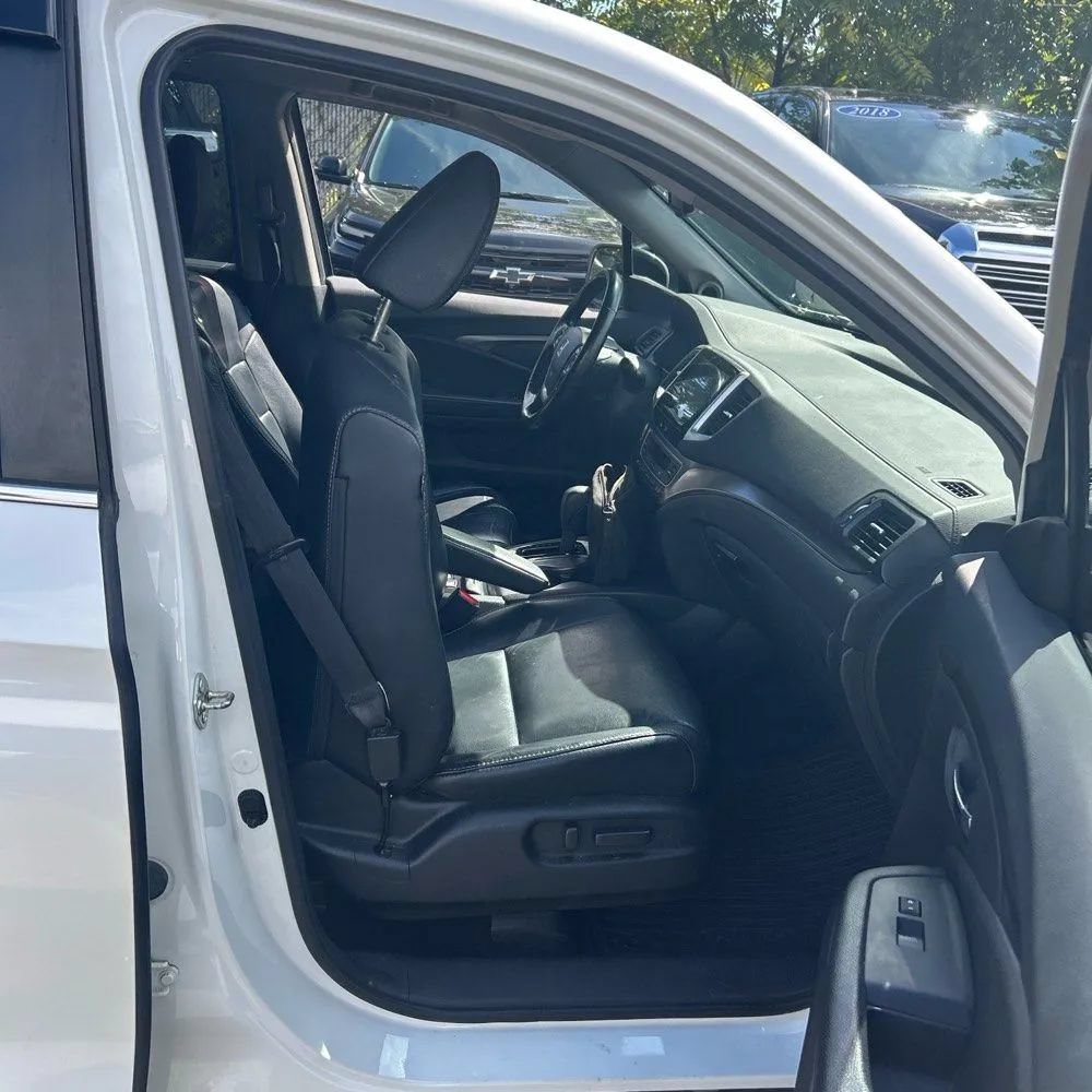 Used 2017 Honda Pilot EX-L image 10