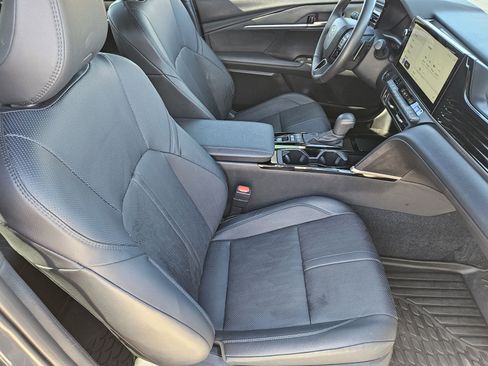 Used 2025 Toyota Camry XSE image 13