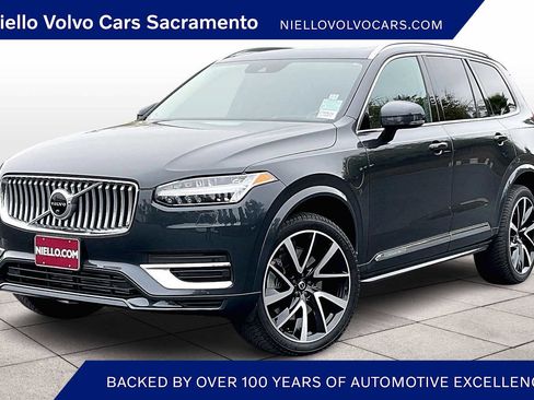 Used 2022 Volvo XC90 T8 Inscription Expression w/ Advanced Package image 1