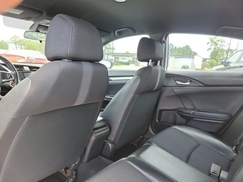 Used 2020 Honda Civic Sport image 11