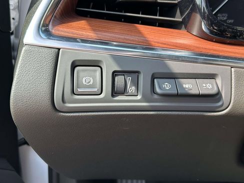 New 2026 Cadillac XT5 Premium Luxury FWD image 21