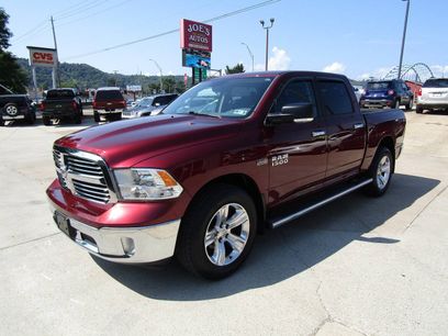 Used 2017 RAM 1500 Classic SLT w/ SLT Plus D←cor Group