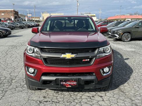 Used 2017 Chevrolet Colorado Z71 image 3