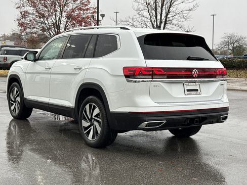 New 2026 Volkswagen Atlas SEL image 3