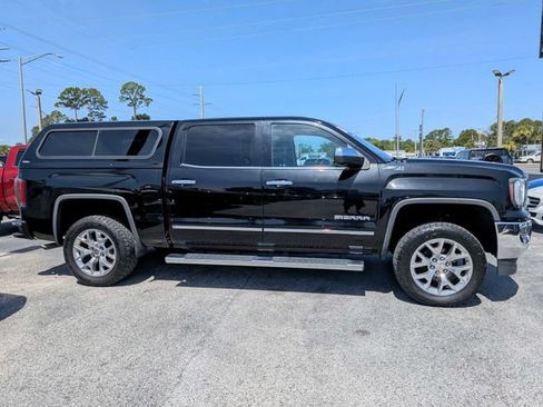 Used 2018 GMC Sierra 1500 SLT AWD/4WD image 2