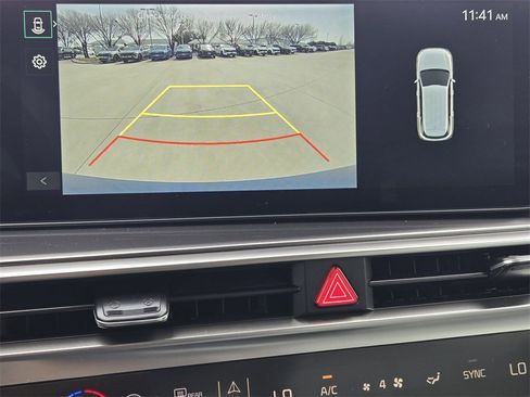 New 2025 Kia Sorento S w/ Panoramic Sunroof Package image 15