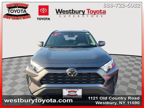 Used 2025 Toyota RAV4 XLE image 3