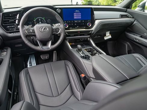 New 2026 Lexus TX 500h AWD image 15
