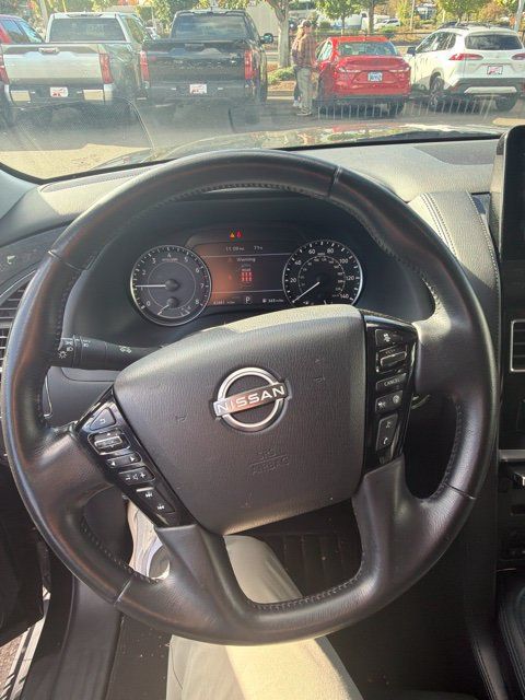 Used 2022 Nissan Armada SV w/ SV Appearance Package AWD/4WD image 9