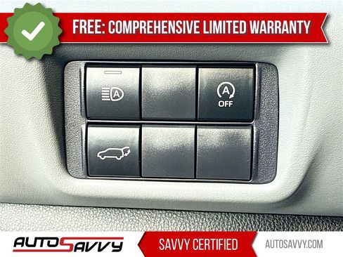 Used 2024 Toyota Highlander XLE image 10