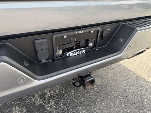 Certified 2021 Chevrolet Silverado 1500 High Country w/ Technology Package AWD/4WD image 38