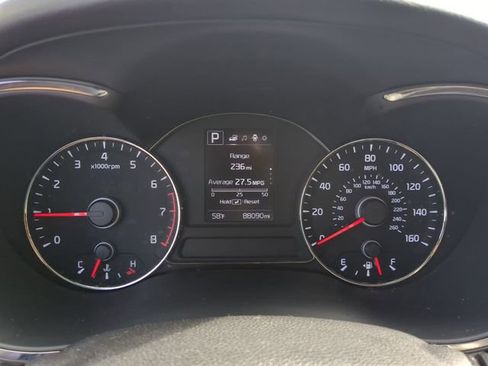 Used 2017 Kia Forte EX image 30