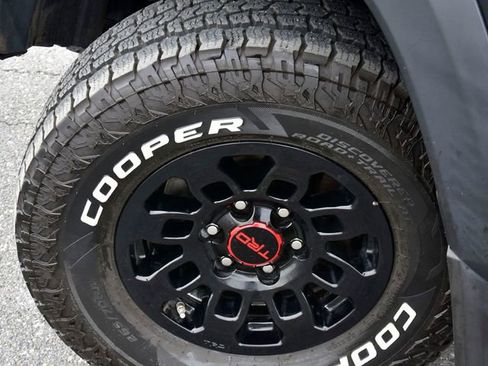 Used 2018 Toyota Tacoma TRD Pro image 34