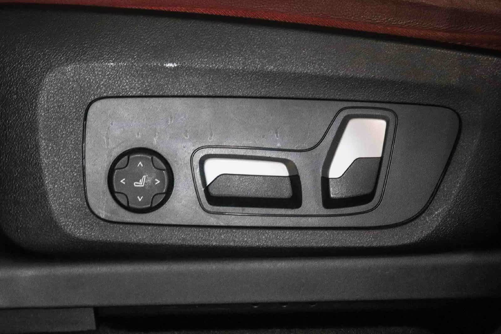 Used 2023 BMW X3 sDrive30i w/ Convenience Package RWD image 22
