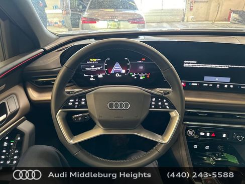 Used 2025 Audi Q5 Premium Plus image 13