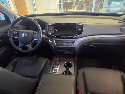 Certified 2024 Honda Ridgeline RTL image 33