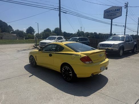 Used 2006 Hyundai Tiburon GS FWD image 5