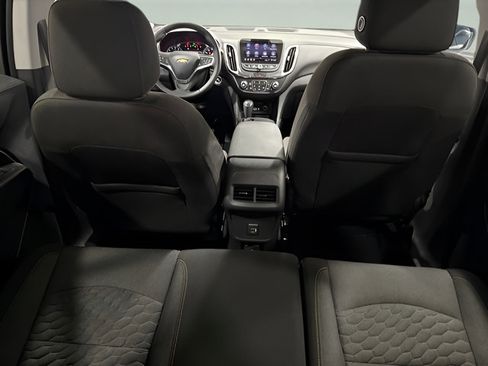 Used 2020 Chevrolet Equinox LT FWD image 34