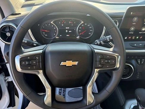 Used 2024 Chevrolet Blazer LT image 16