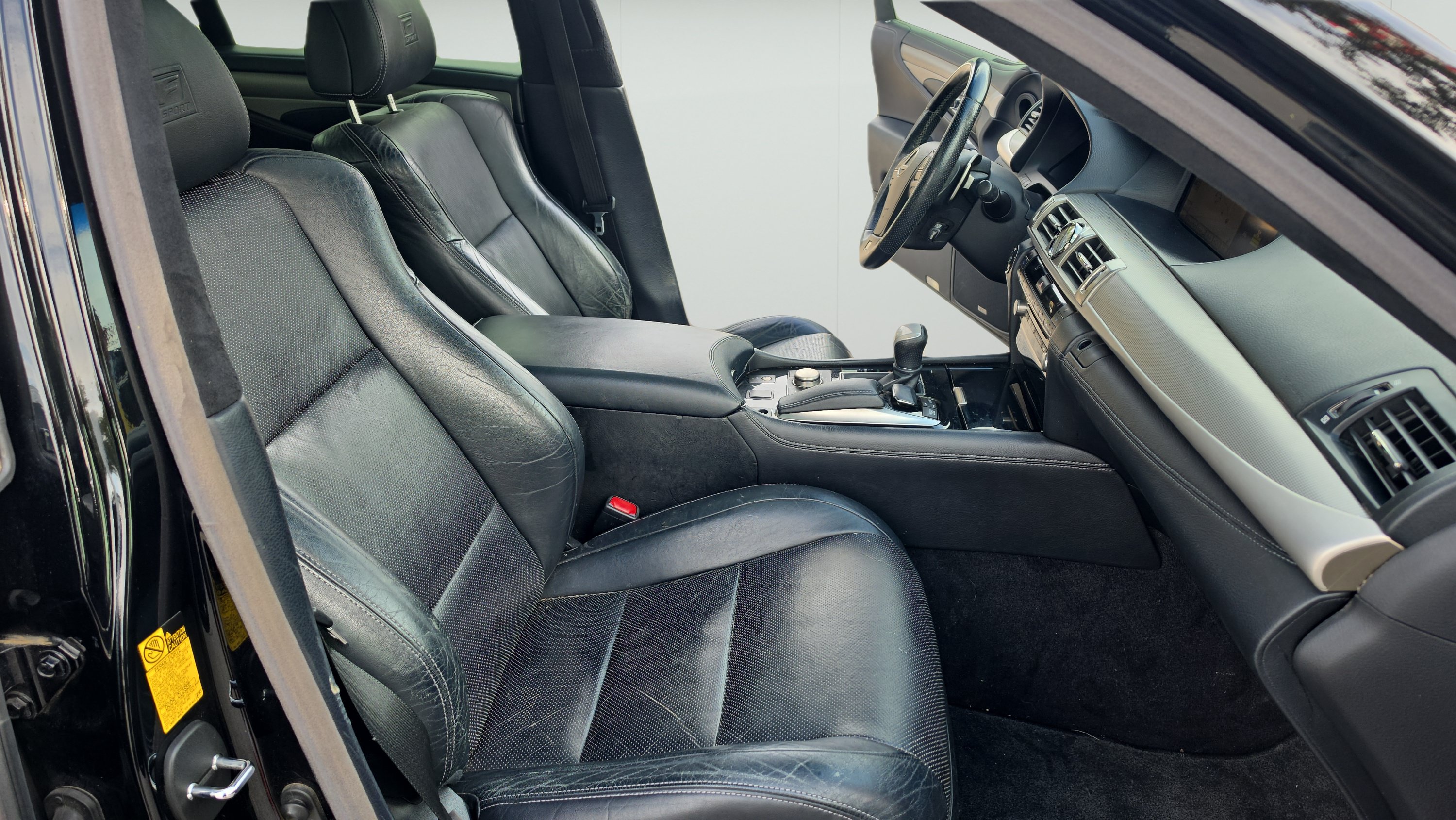 Used 2013 Lexus LS 460 w/ F-Sport Pkg RWD image 25