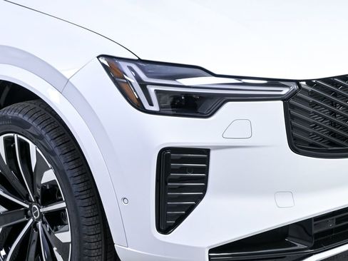 New 2026 Volvo XC90 T8 Ultra w/ Protection Package Premier AWD/4WD image 40