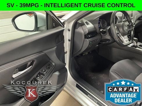 Used 2021 Nissan Sentra SV FWD image 10