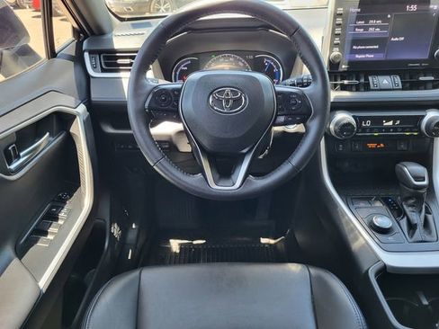 Used 2022 Toyota RAV4 XSE w/ XSE Grade Weather Package AWD/4WD image 26
