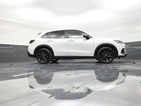 Used 2023 Honda HR-V Sport image 25