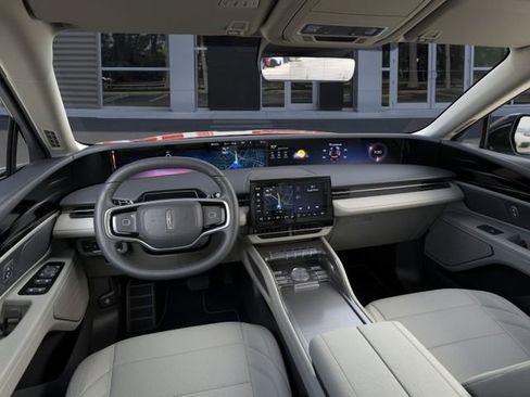 New 2026 Lincoln Nautilus Premier AWD/4WD image 9