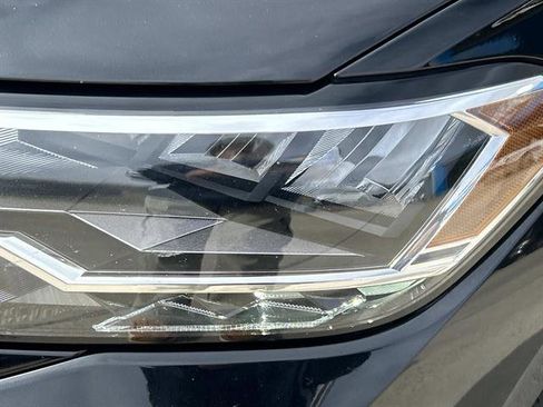 Used 2024 Volkswagen Jetta SE image 10