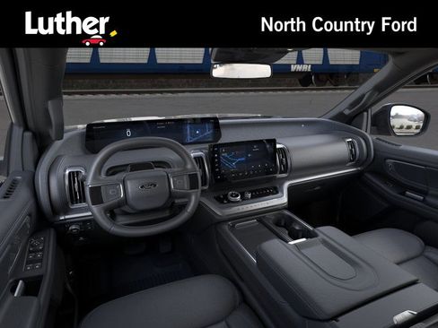 New 2026 Ford Expedition Max Platinum image 9